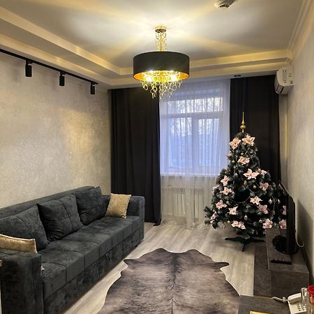 Mereke Hotel Öskemen Bagian luar foto