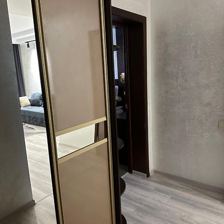 Mereke Hotel Öskemen Bagian luar foto