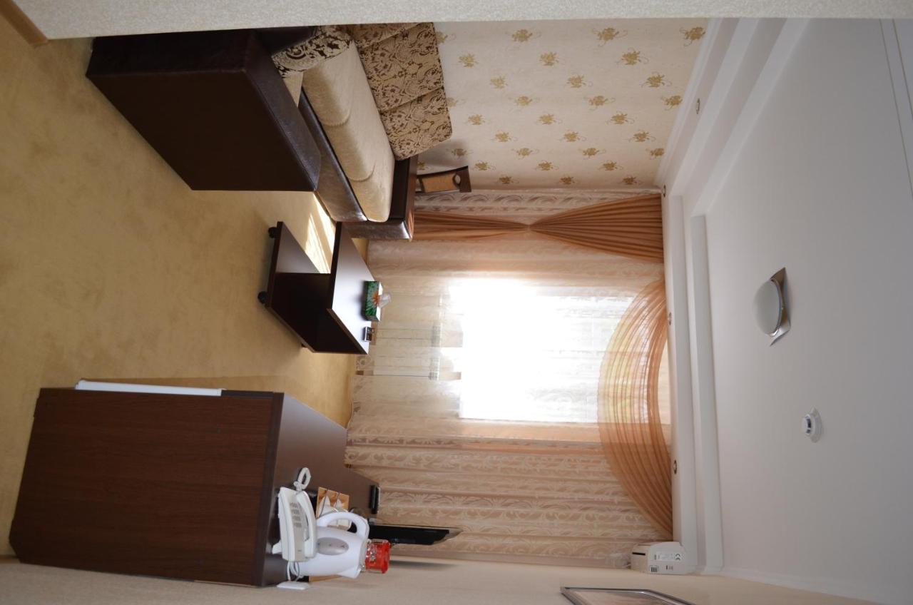 Mereke Hotel Öskemen Bagian luar foto