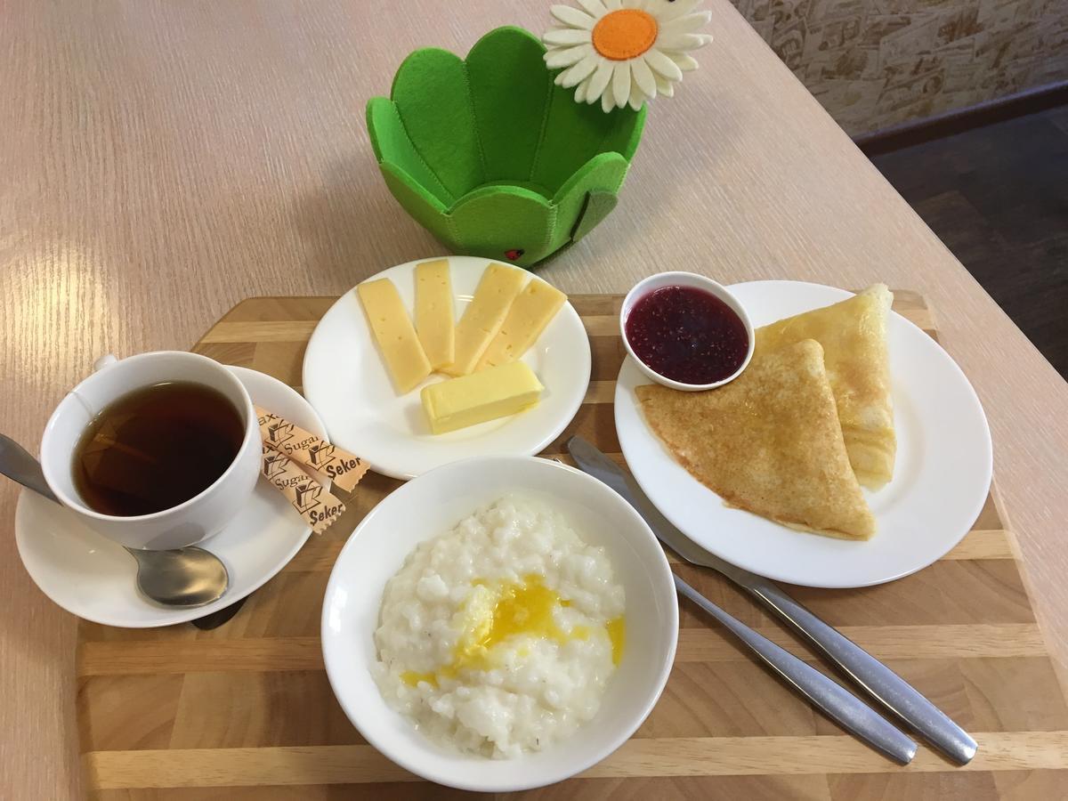 Mereke Hotel Öskemen Bagian luar foto